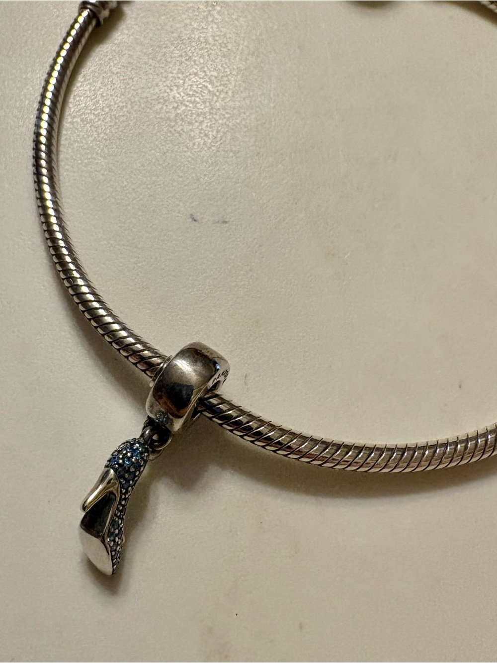Pandora + Disney Cinderella mo Sterling Silver Blue Pavé High Heel Charm - Picture 5 of 5